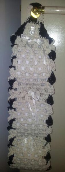 Porta-Papel Higiênico Barroco Preto/Cru - 3 rolos